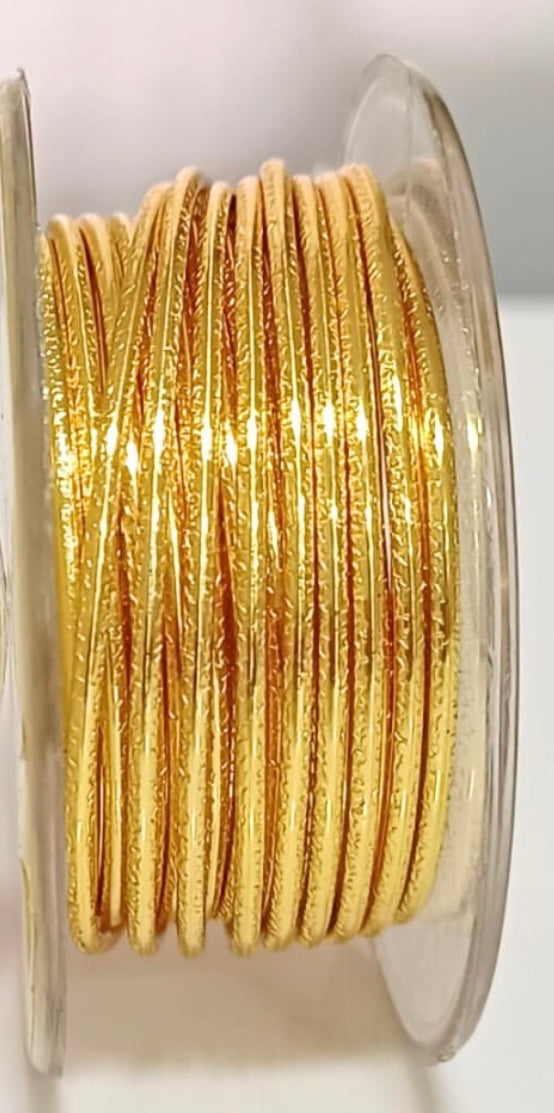 Gold-colored textured round wire, Hammered and Nidus model. AMERICRAFT SUPPLY brand. Collection 2024