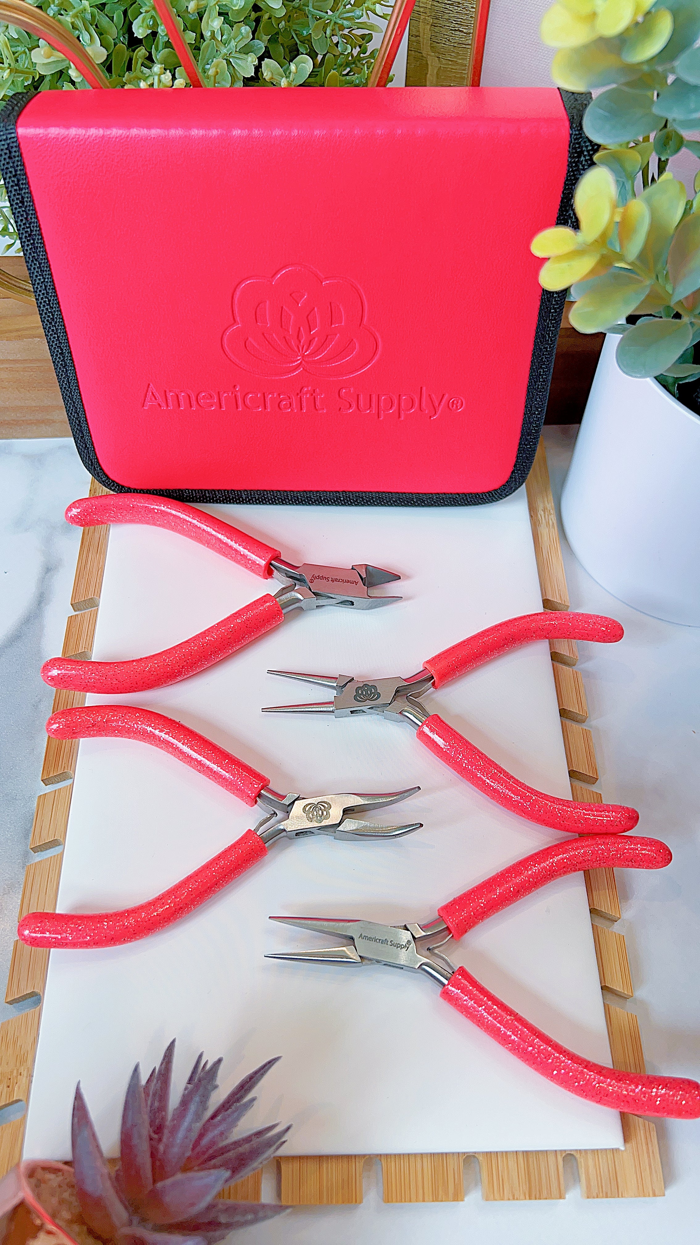 Set of basic pliers for jewelry 4 pcs different colors