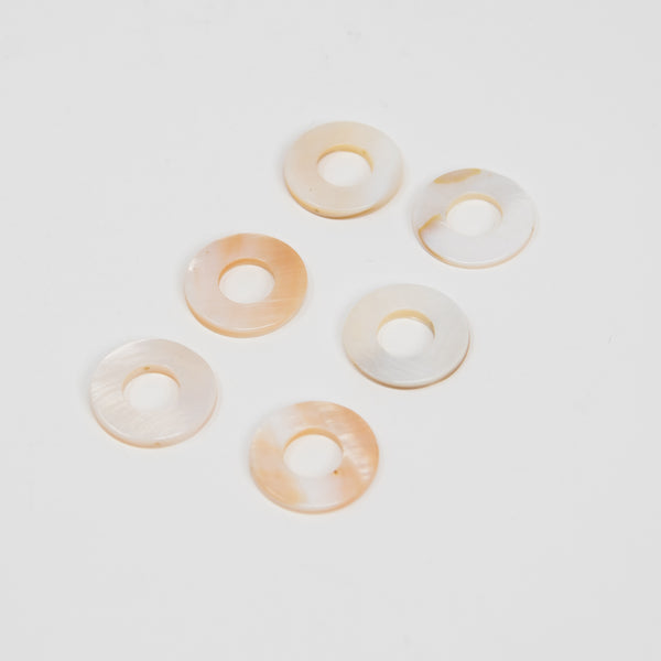 NATURAL MOTHER-OF-PEARL DONUT 20mm